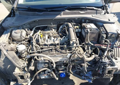 2019 Volkswagen Jetta 1.4T R-Line/1.4T S/1.4T Se z USA, uszkodzony, nr VIN 3VWC57BU1KM237956